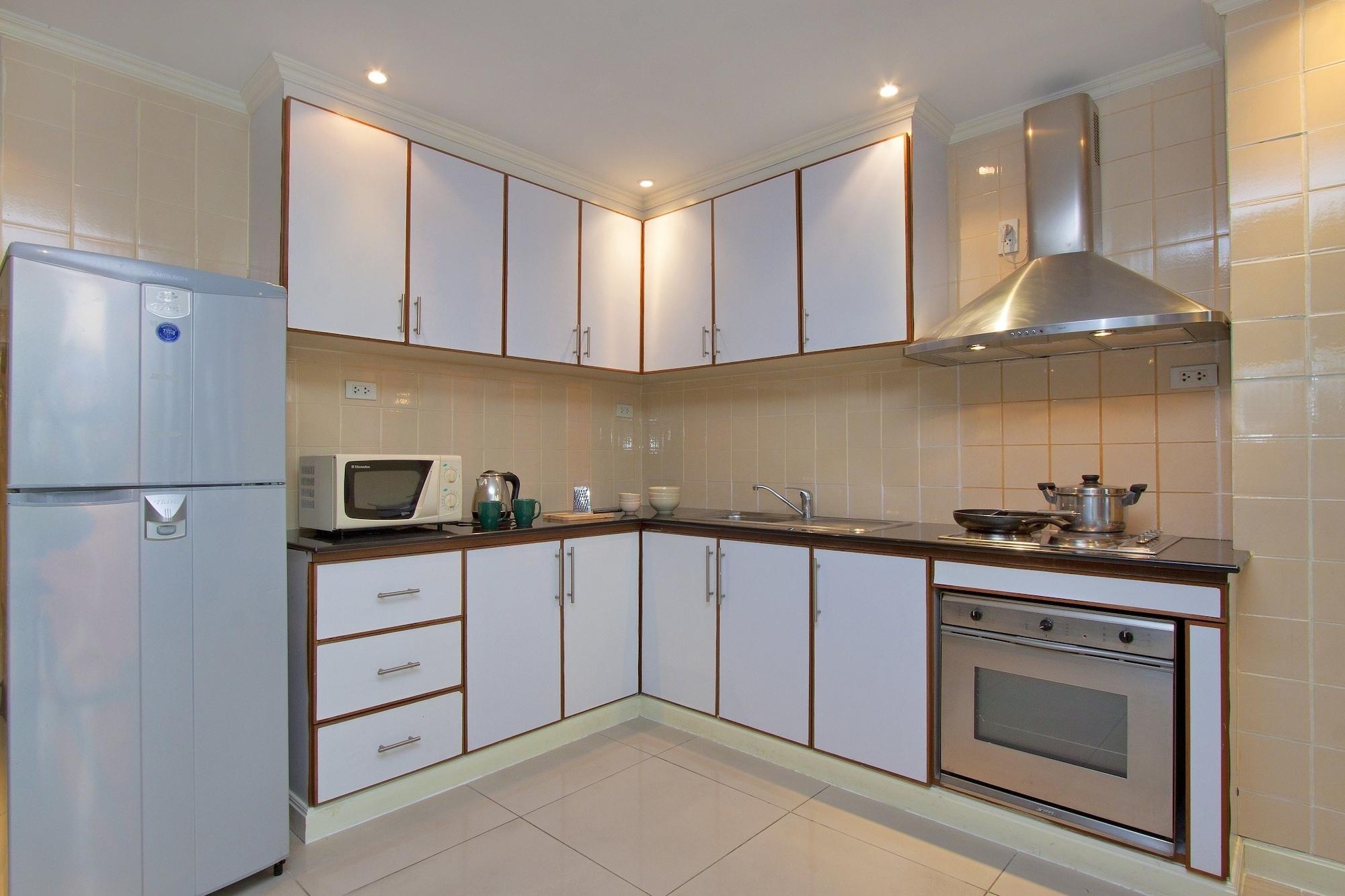 Argyle Apartments Pattaya ภายนอก รูปภาพ