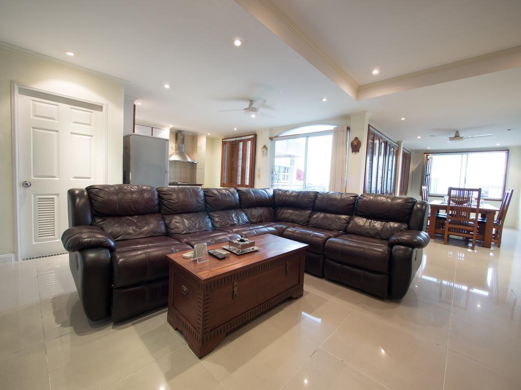 Argyle Apartments Pattaya ภายนอก รูปภาพ