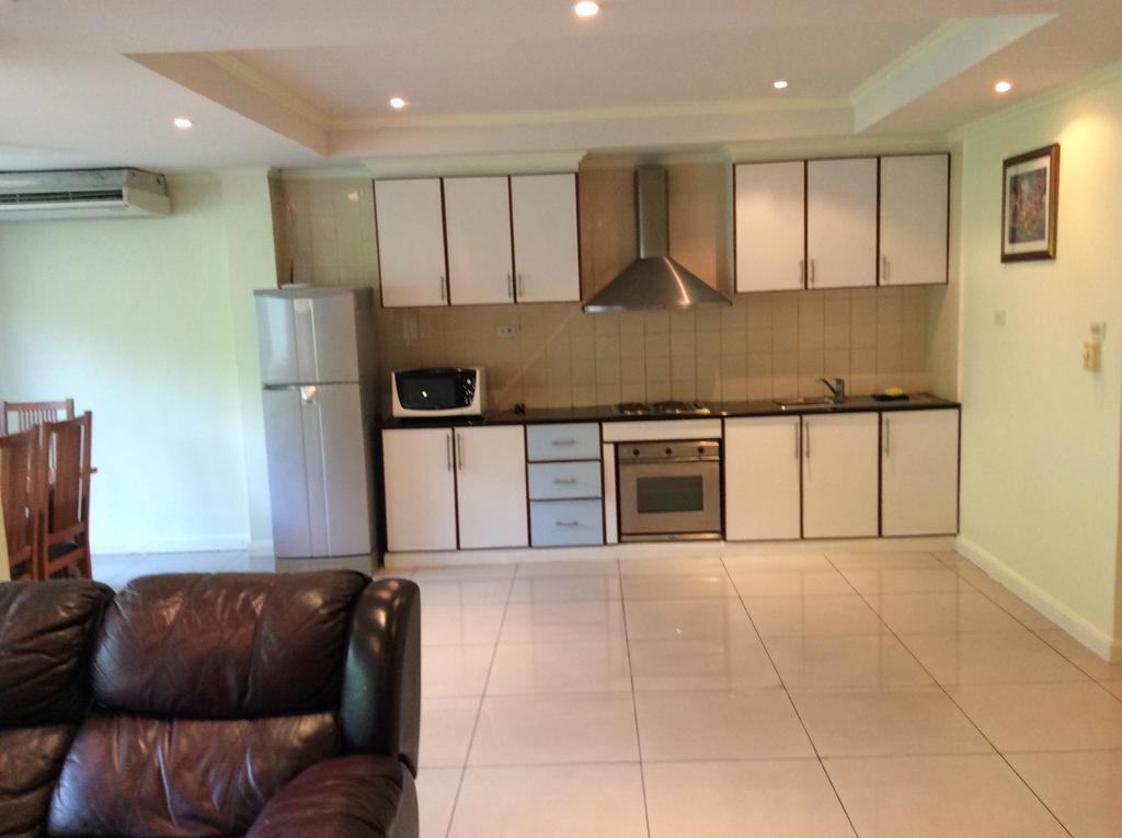 Argyle Apartments Pattaya ภายนอก รูปภาพ