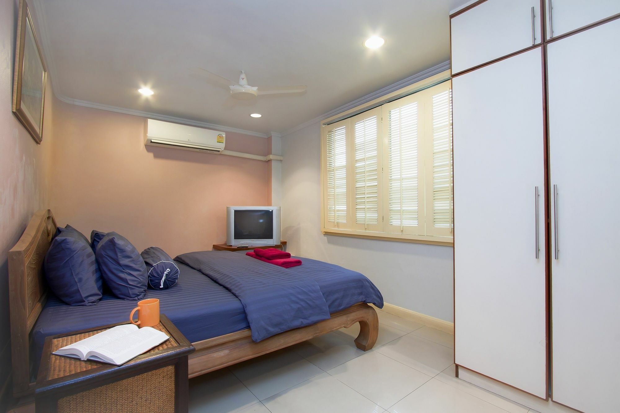 Argyle Apartments Pattaya ภายนอก รูปภาพ