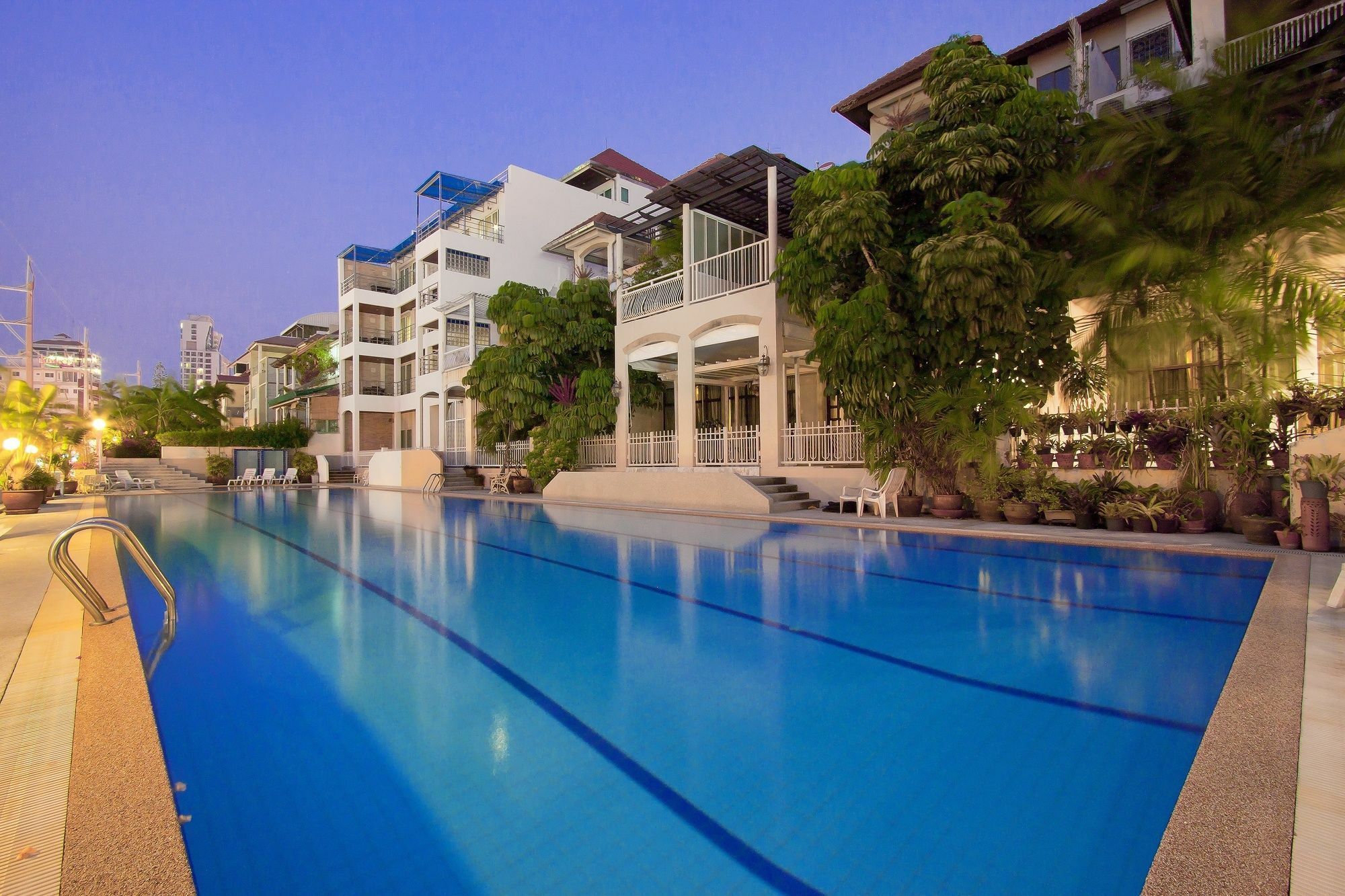 Argyle Apartments Pattaya ภายนอก รูปภาพ