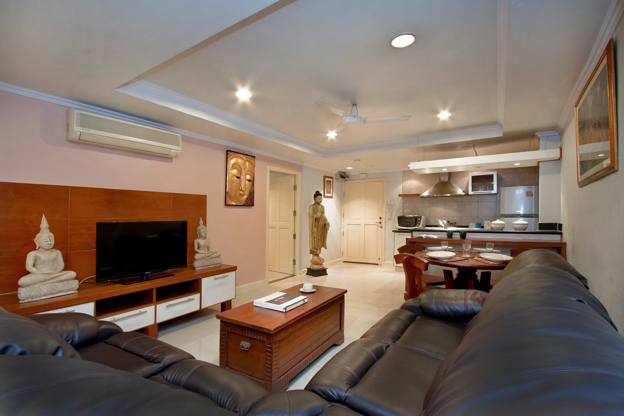 Argyle Apartments Pattaya ภายนอก รูปภาพ