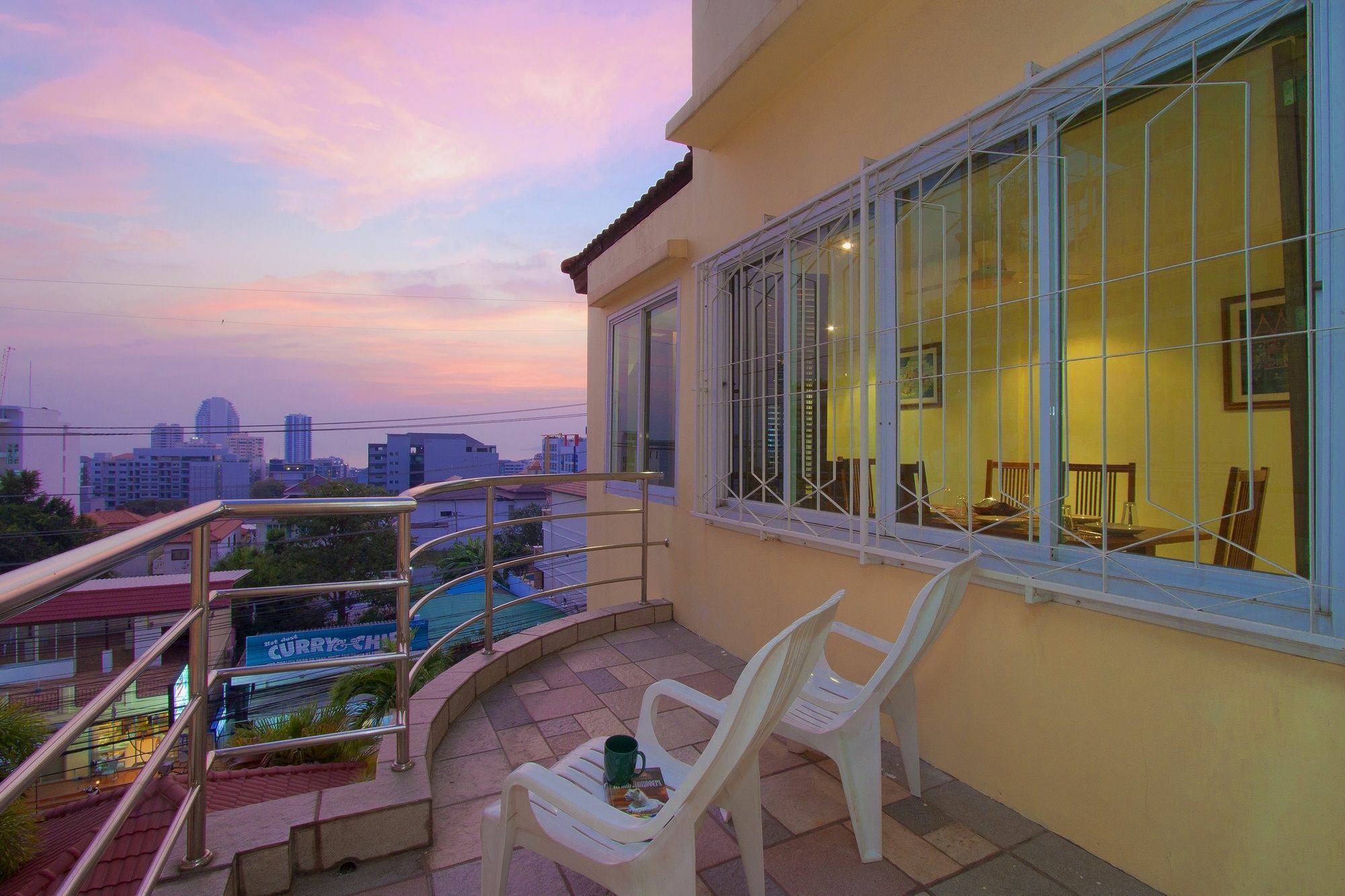 Argyle Apartments Pattaya ภายนอก รูปภาพ