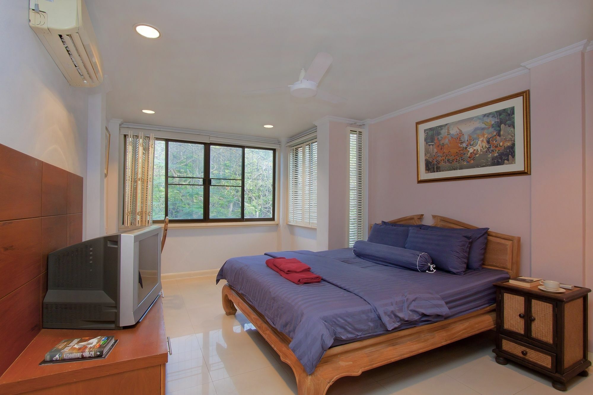 Argyle Apartments Pattaya ภายนอก รูปภาพ